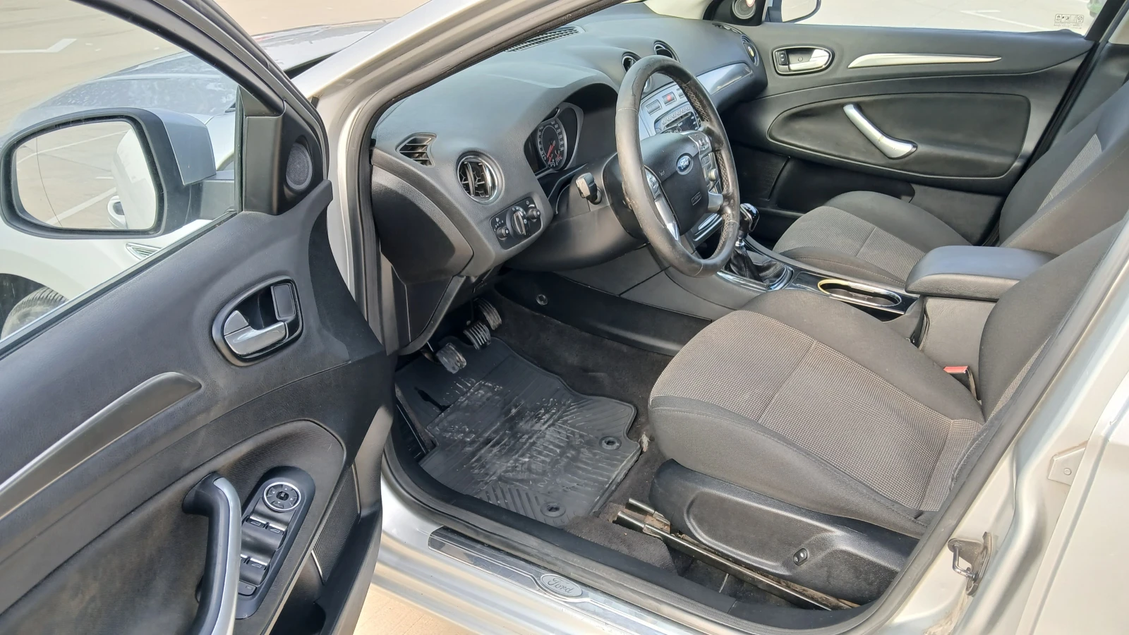 Ford Mondeo  - изображение 6