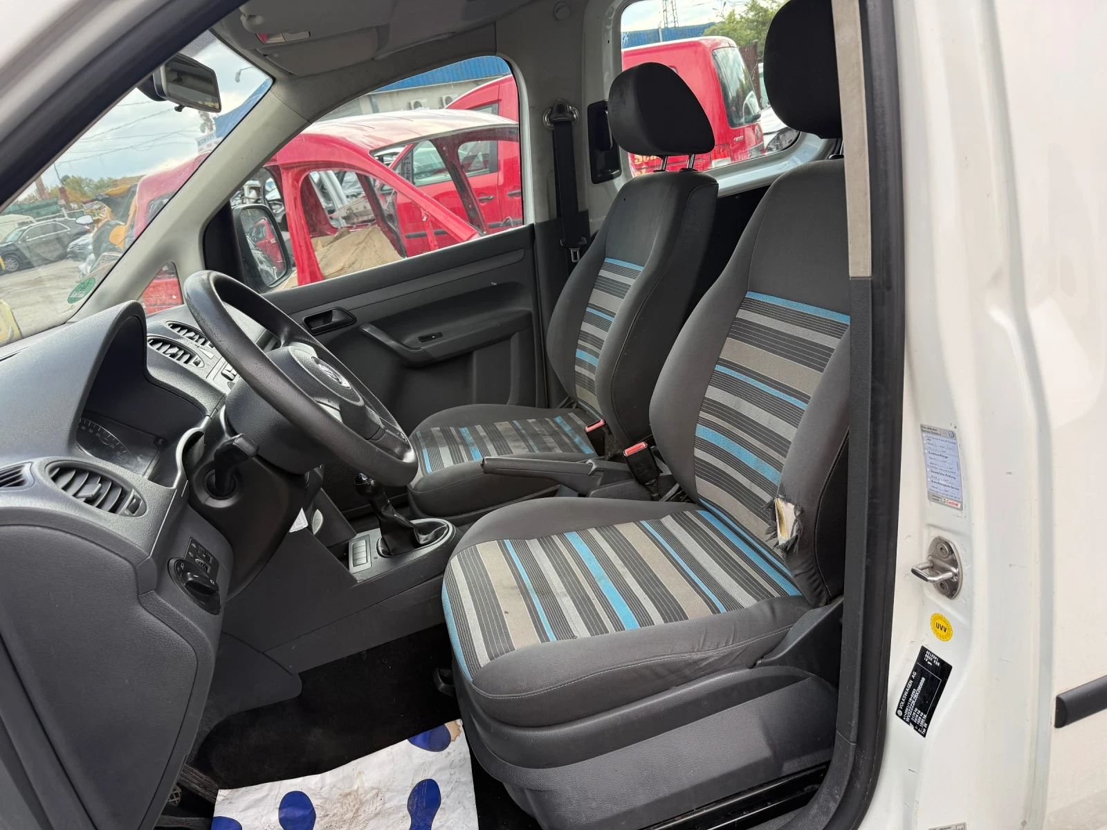 VW Caddy  - изображение 7