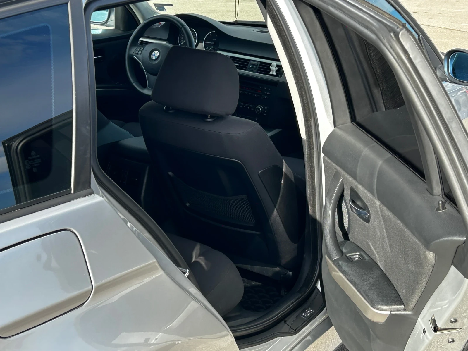 BMW 320 D | Mobile.bg — изображение 12