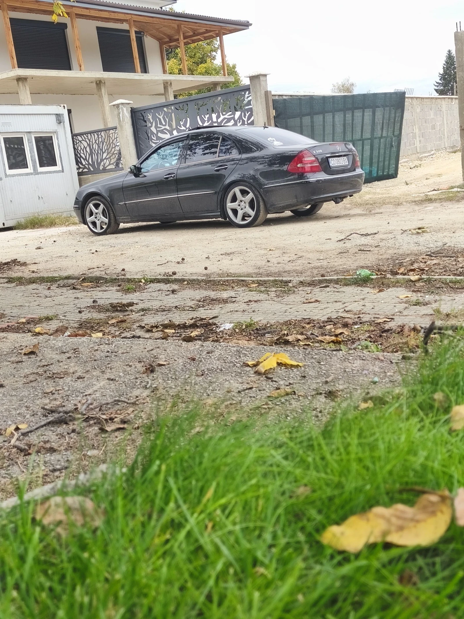 Mercedes-Benz E 320 | Mobile.bg   11