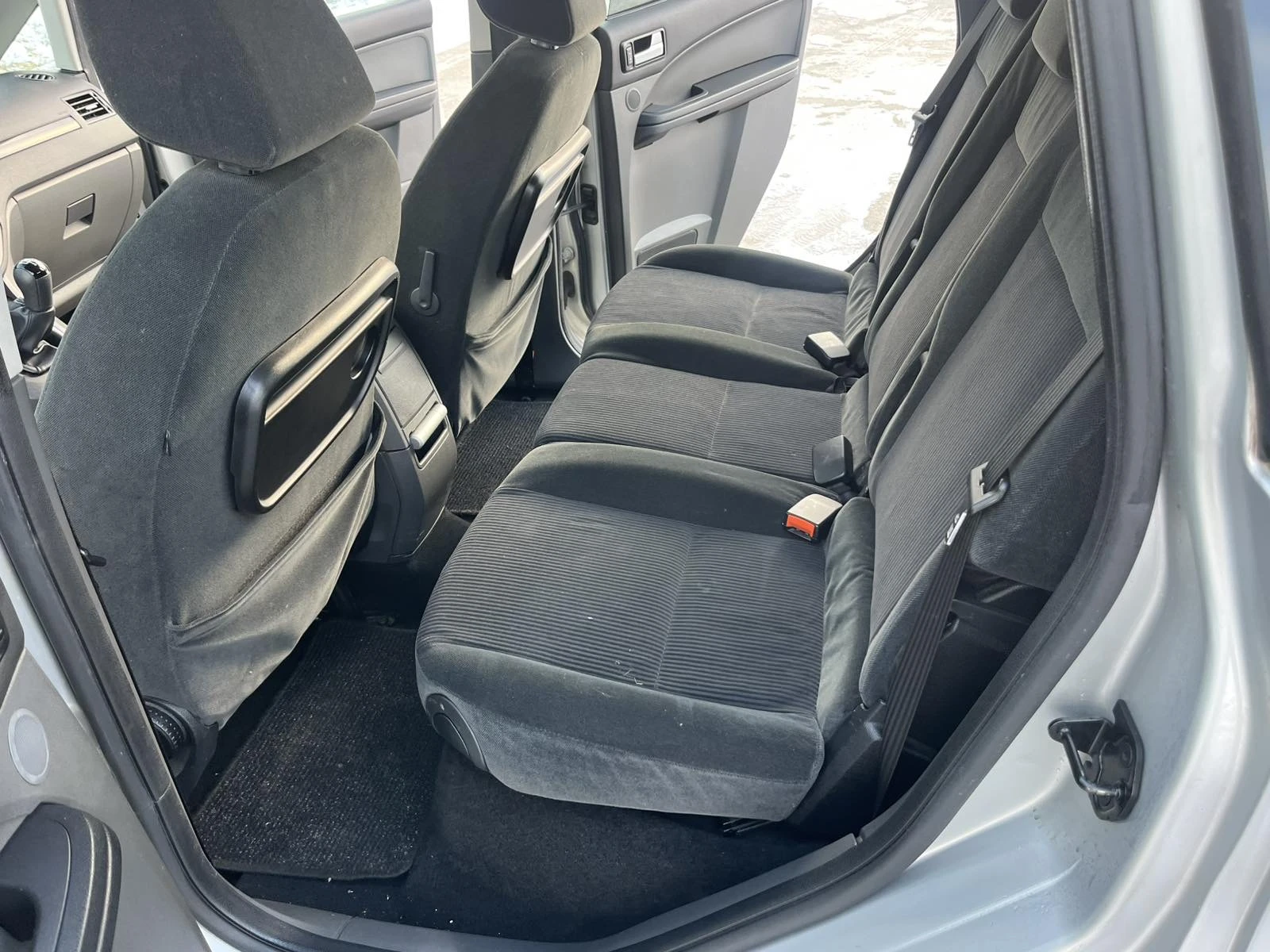 Ford C-max 2.0TDCI 136кс 6 СКОРОСТИ КЛИМАТРОНИК ВНОС ИТАЛИЯ - изображение 9