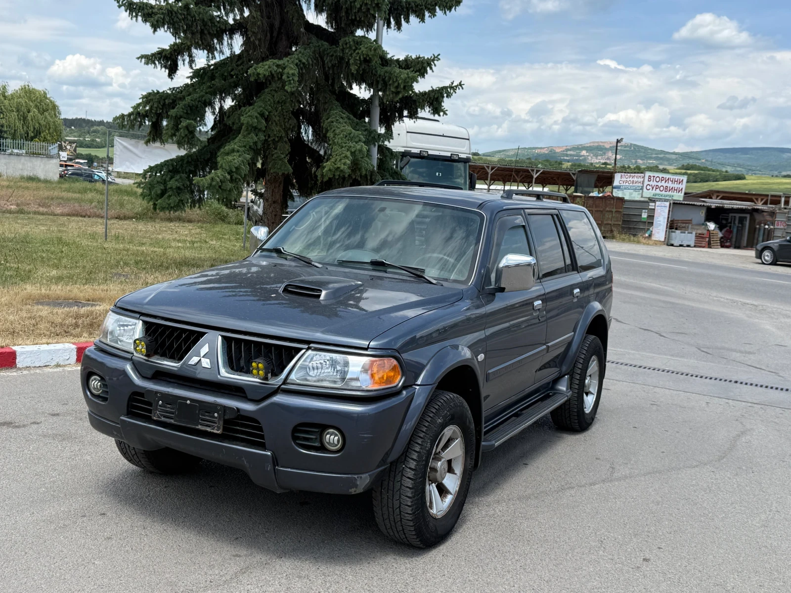 Mitsubishi Pajero sport 2.5TDI  подарък регистрация, снимка 3 - Автомобили и джипове - 53783173