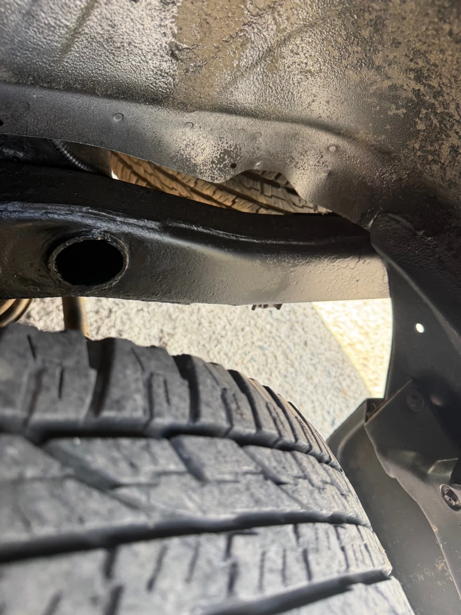 Mitsubishi Pajero sport 2.5TDI  подарък регистрация, снимка 14 - Автомобили и джипове - 53783173