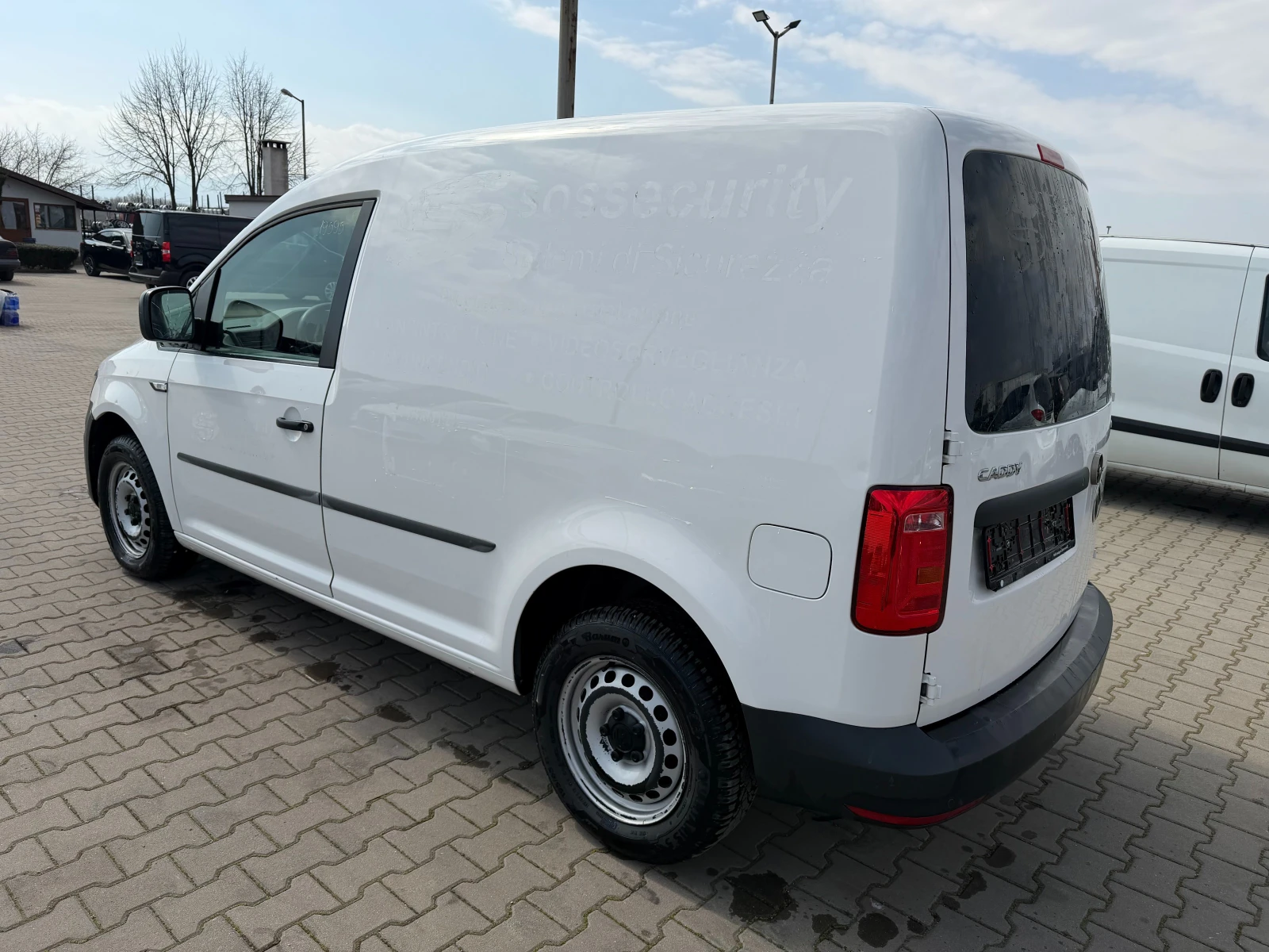 VW Caddy 1.4METAN EURO 6, снимка 10 - Автомобили и джипове - 53865310