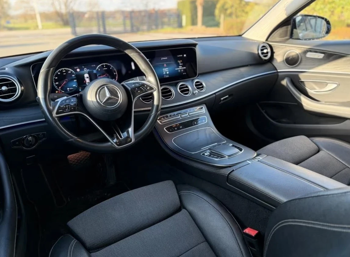 Mercedes-Benz 200 E200d 9G Tronic КАТО НОВА, снимка 4 - Автомобили и джипове - 53868475