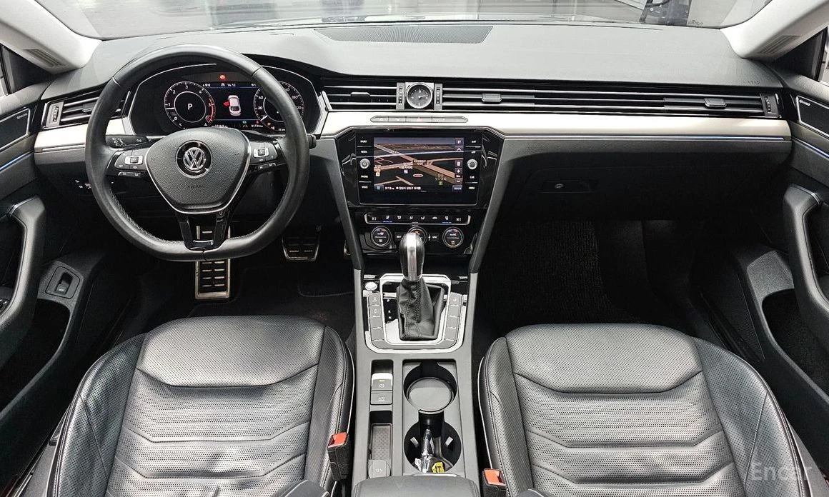 VW Arteon PRESTIGE* ОБДУХВАНЕ* ПАМЕТ* 360* 4 ПОДГРЕВА* ПАНО, снимка 6 - Автомобили и джипове - 53959655