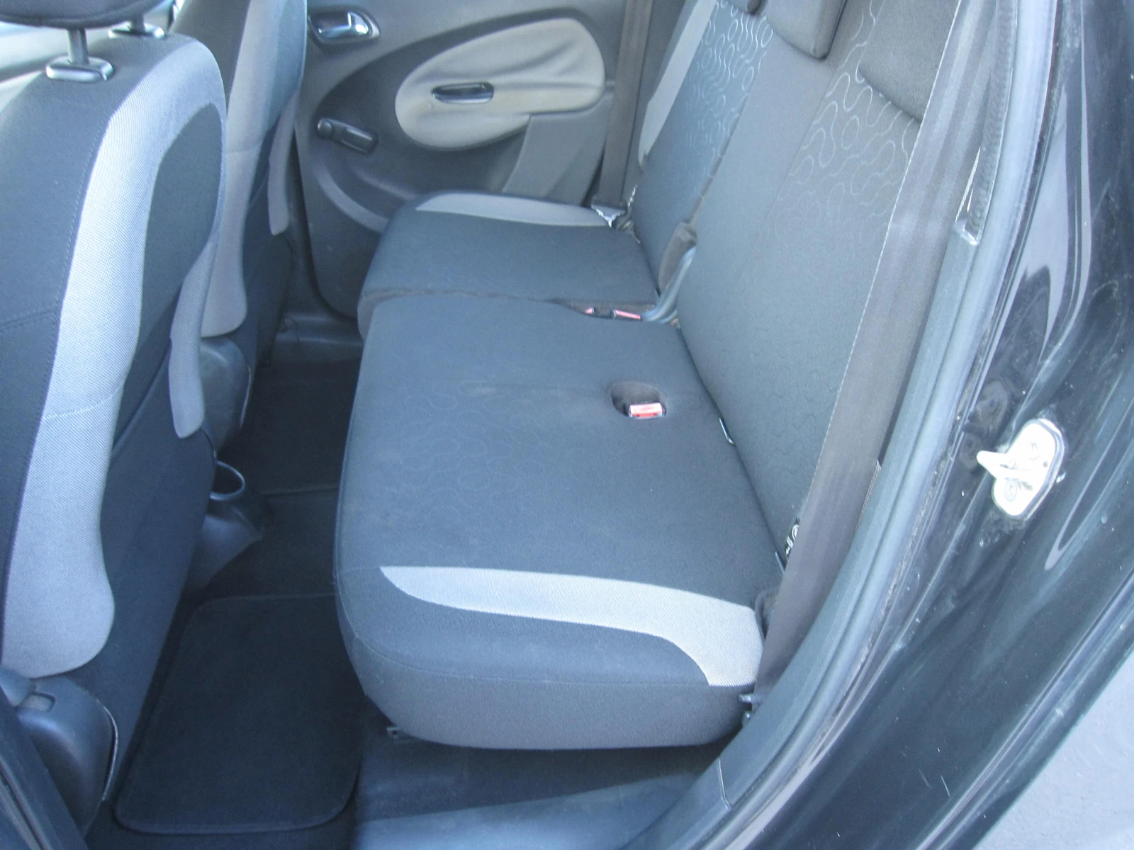 Citroen C3 Picasso 1, 6, снимка 9 - Автомобили и джипове - 53998833