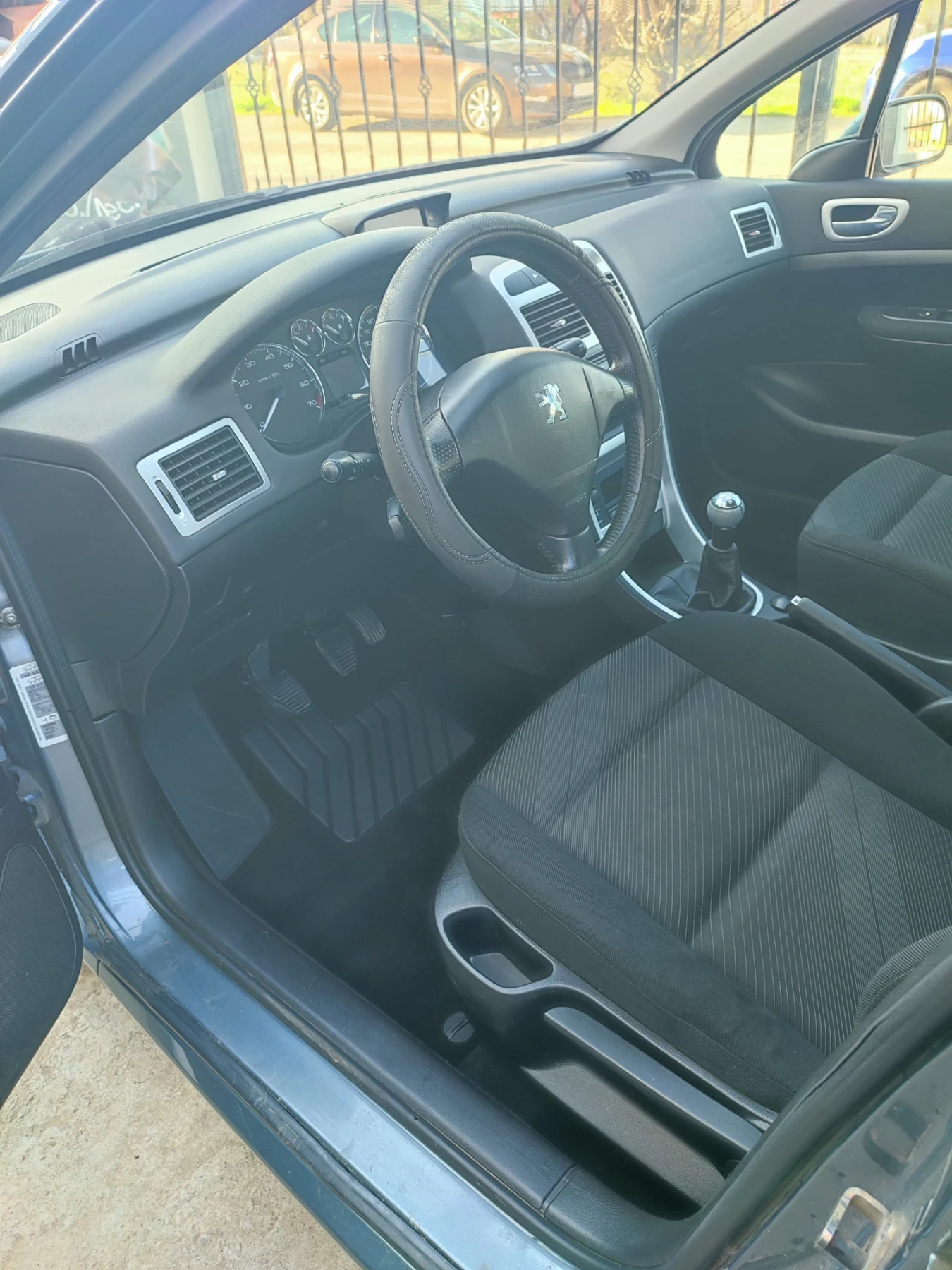 Peugeot 307 1.6 16V, снимка 5 - Автомобили и джипове - 54100083