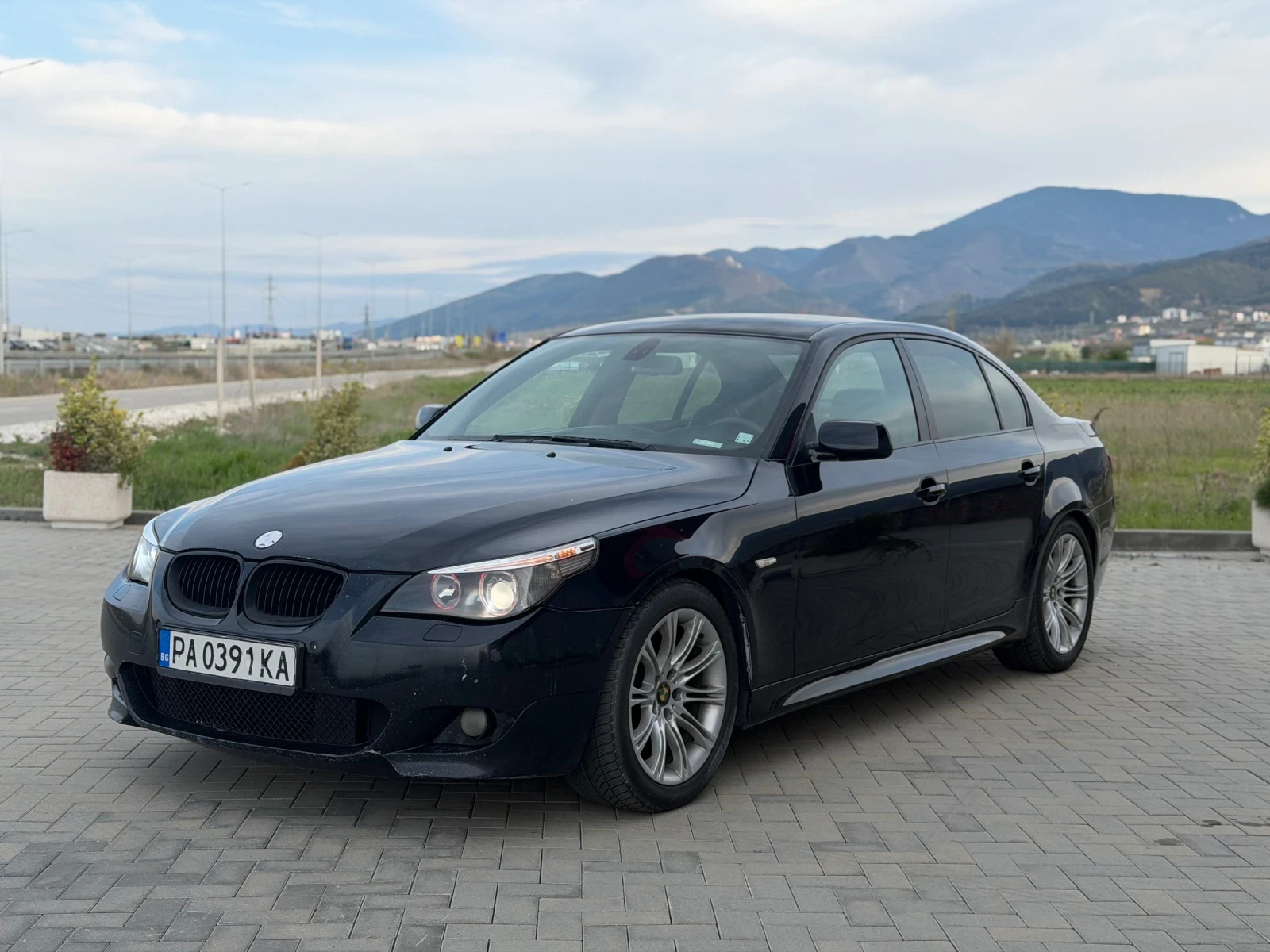 BMW 530, снимка 4 - Автомобили и джипове - 54192305