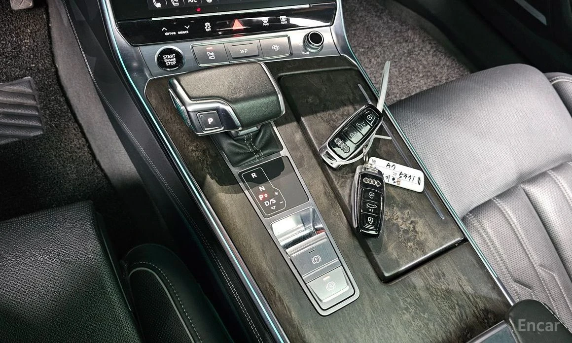 Audi A7 QUATTRO* 55TFSI* ДИГ* ТАБЛО* КАМЕРИ* 360* ПОДГРЕВ*, снимка 10 - Автомобили и джипове - 54214683