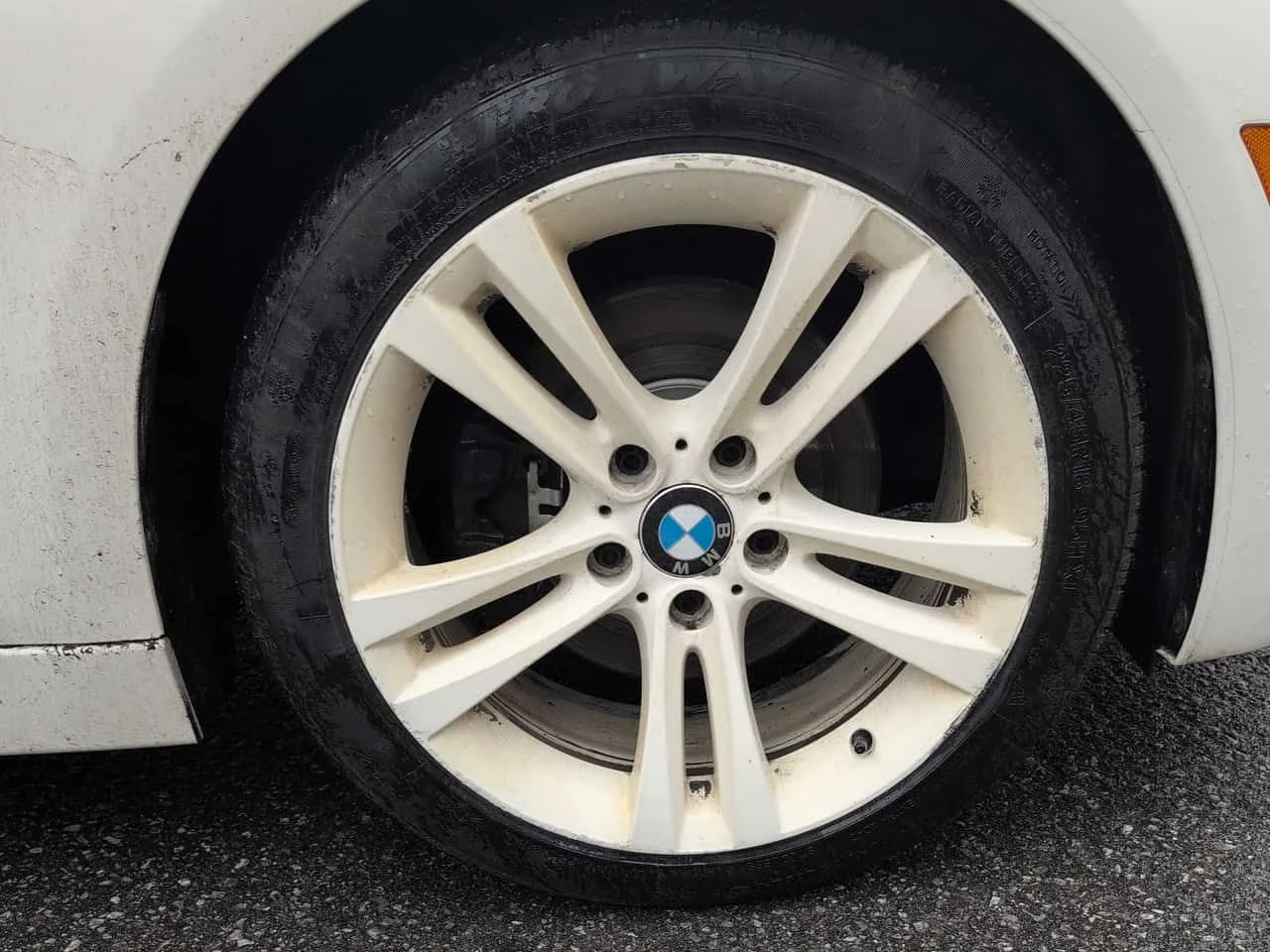 BMW 320 i xDrive/ПОДГРЕВИ/ШИБИДАХ, снимка 6 - Автомобили и джипове - 54236835