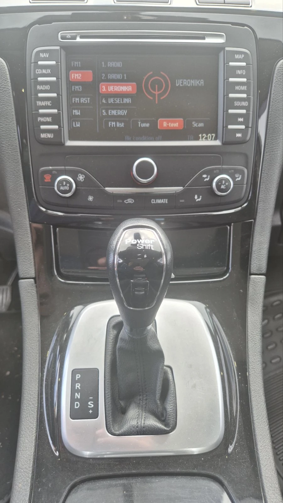 Ford S-Max 2.0 Turbo, снимка 13 - Автомобили и джипове - 54509486