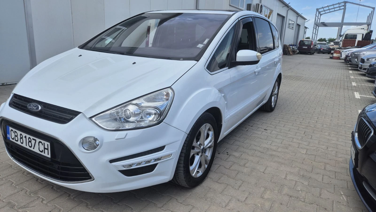 Ford S-Max 2.0 Turbo, снимка 3 - Автомобили и джипове - 54509486