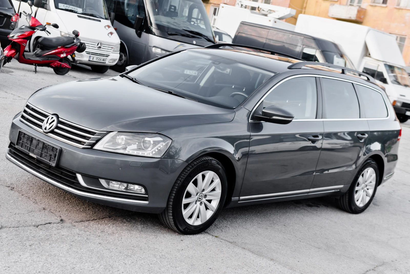 VW Passat 2.0 TDI - LED - MULTIMEDIA - NAVI - AUTOMATIC, снимка 3 - Автомобили и джипове - 54606658