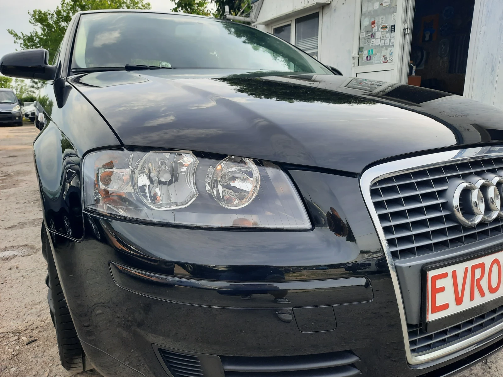 Audi A3 2009та 1.9TDI  НОВА, снимка 3 - Автомобили и джипове - 54768262