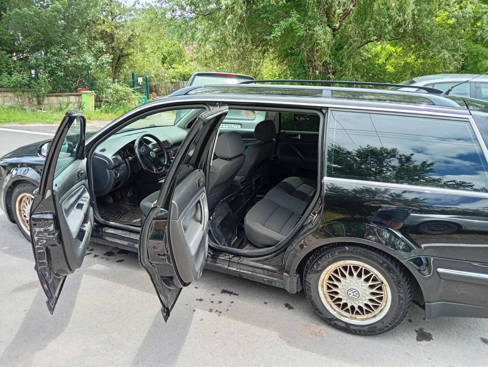 VW Passat 1.9TDI * КЛИМАТРОНИК * , снимка 10 - Автомобили и джипове - 54897090