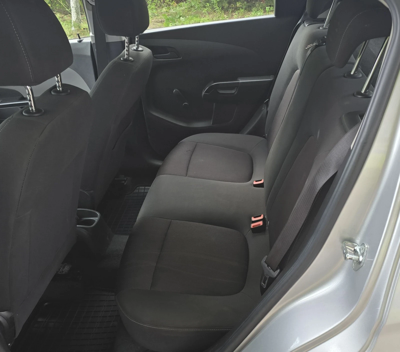 Chevrolet Aveo 1.3 Diesel , снимка 14 - Автомобили и джипове - 55040209