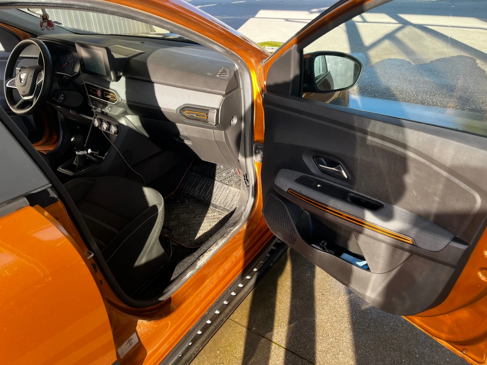 Dacia Sandero Stepway, снимка 10 - Автомобили и джипове - 55143868