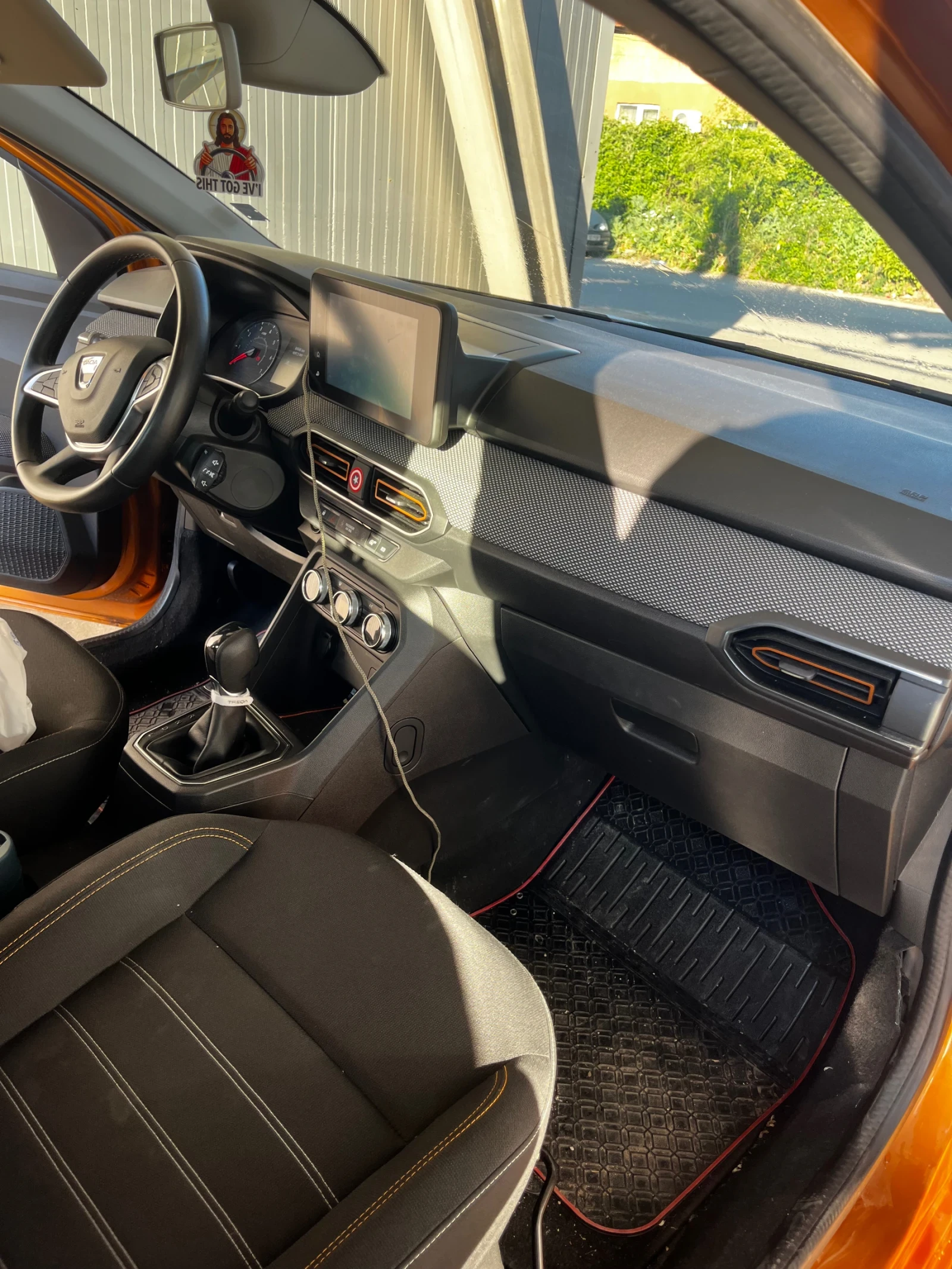 Dacia Sandero Stepway, снимка 11 - Автомобили и джипове - 55143868