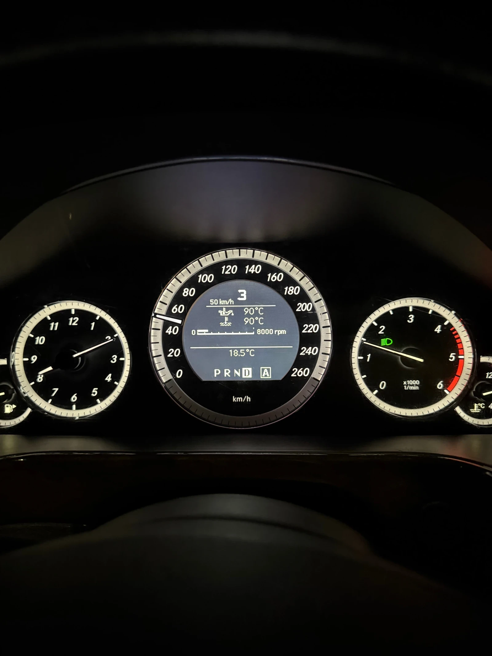 Mercedes-Benz E 200 | Mobile.bg � ����������� 12