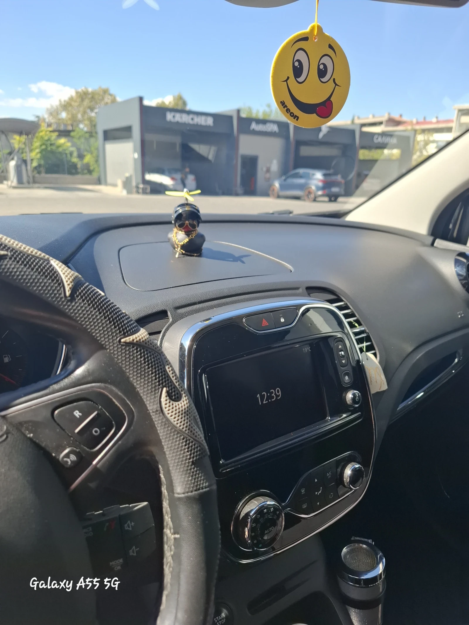 Renault Captur Фейслифт 1 .5 dCi, снимка 16 - Автомобили и джипове - 56114969