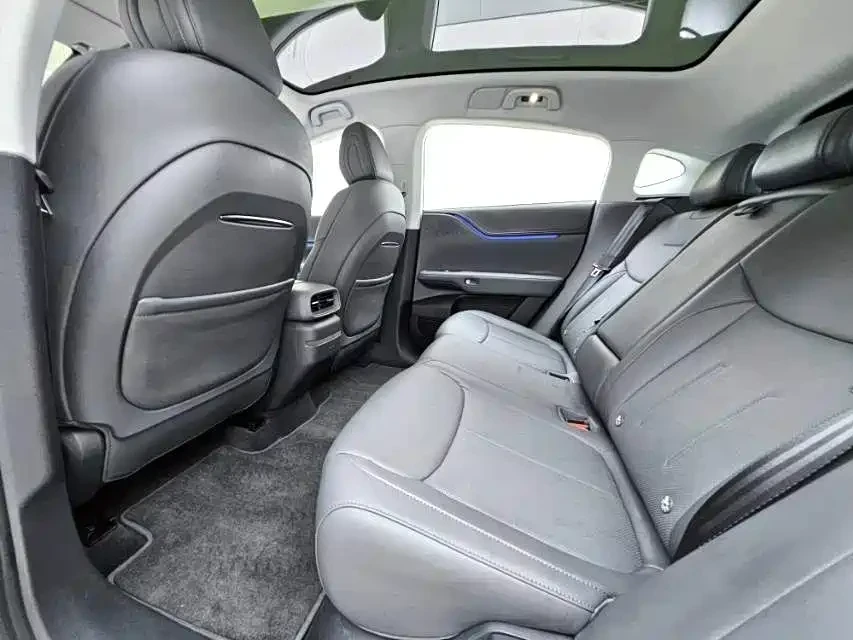 Xpeng G6 625 Long Range Max Tech Edition, снимка 6 - Автомобили и джипове - 56636724
