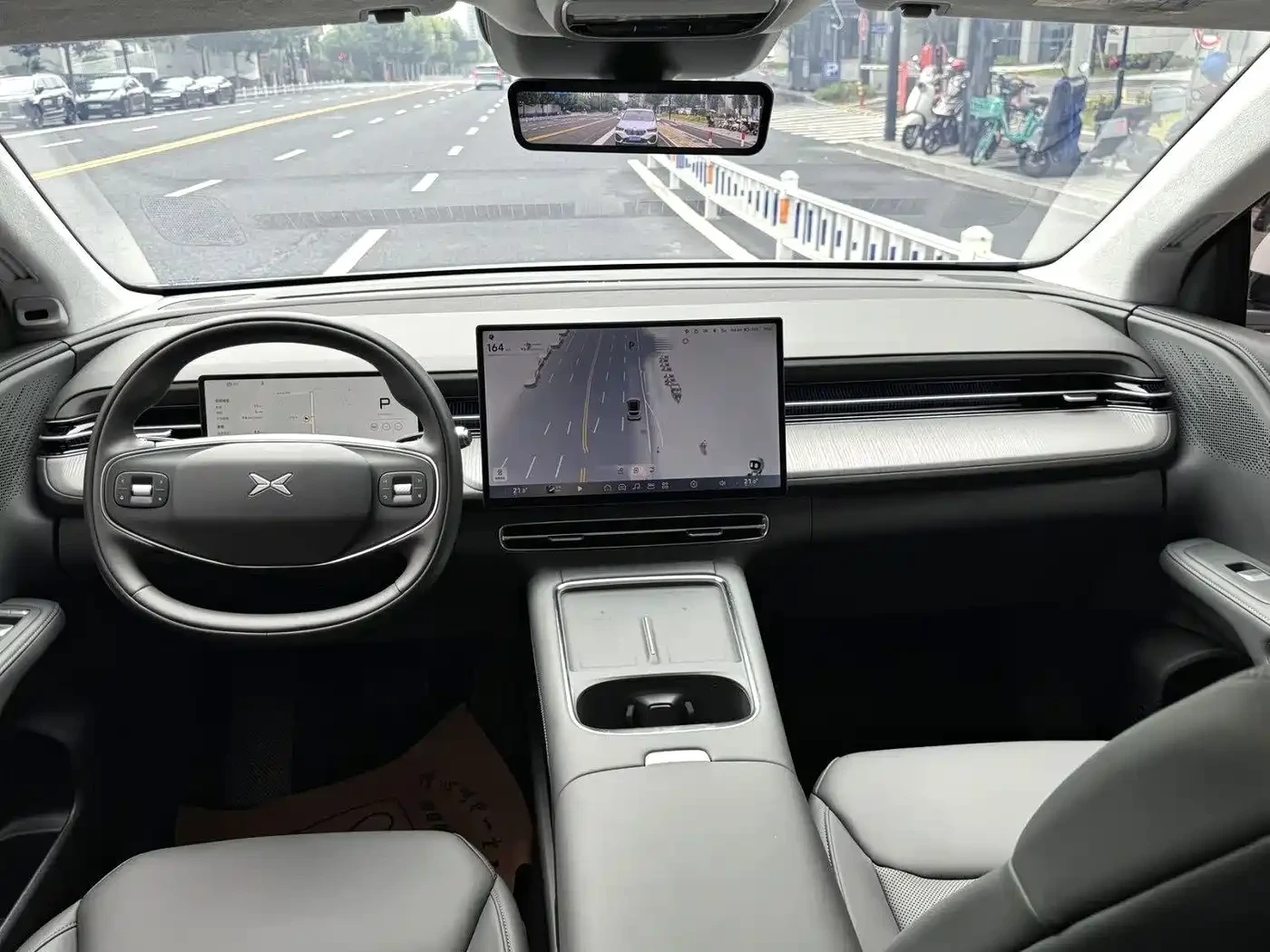 Xpeng G6 625 Long Range Max Tech Edition, снимка 4 - Автомобили и джипове - 56636724