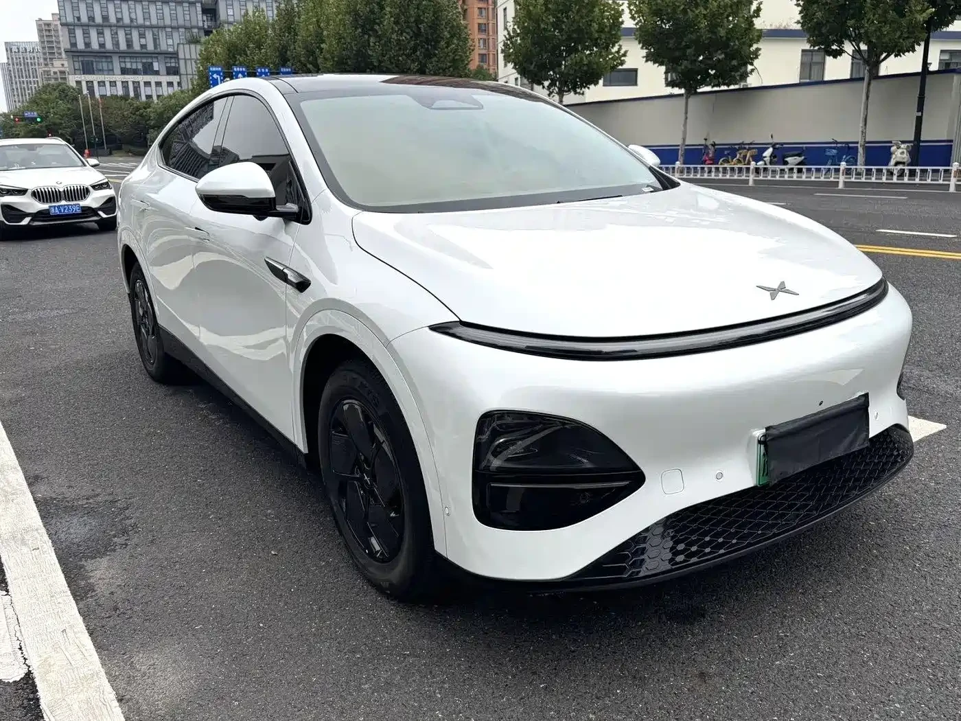 Xpeng G6 625 Long Range Max Tech Edition, снимка 3 - Автомобили и джипове - 56636724