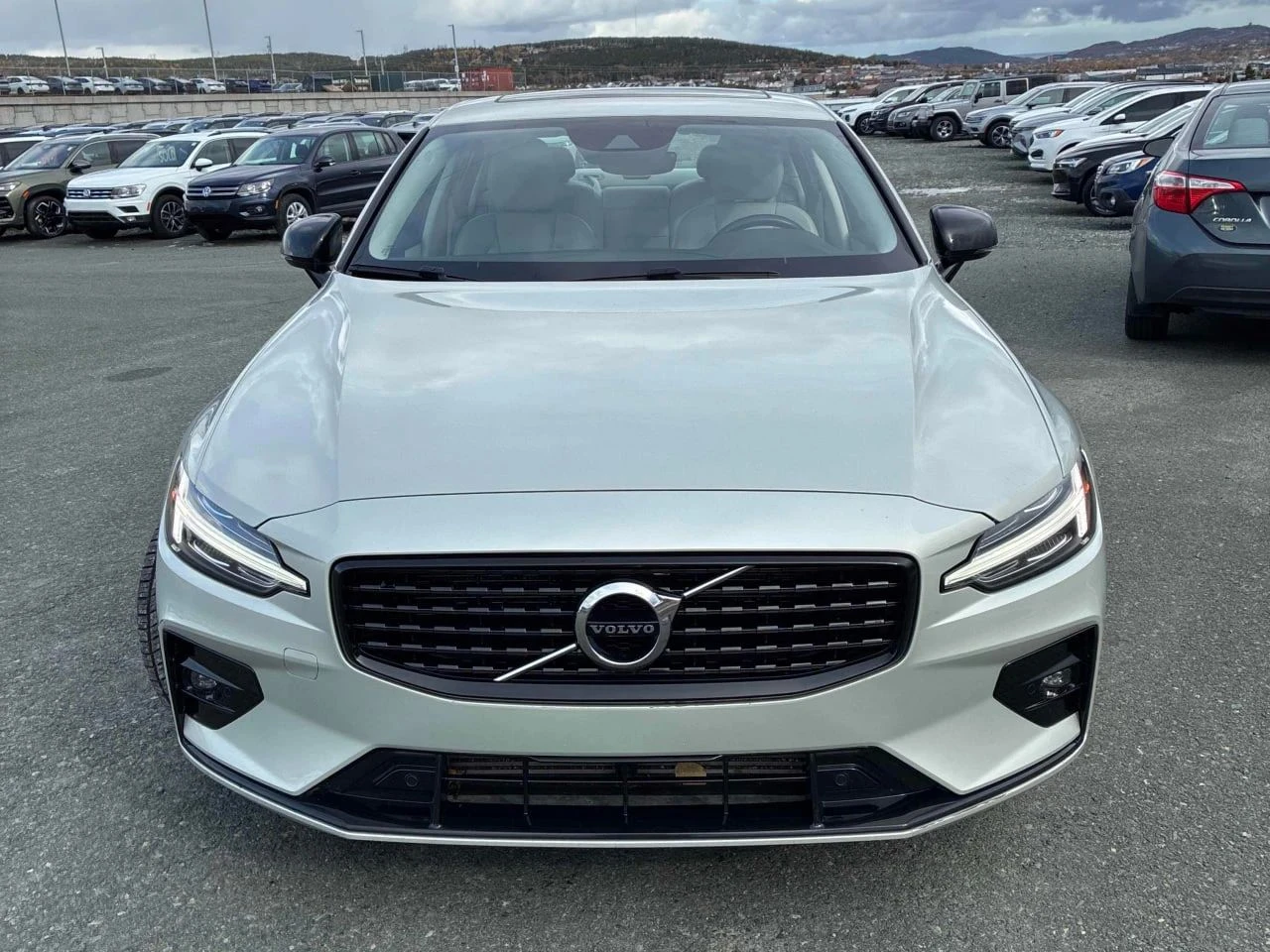 Volvo S60, снимка 5 - Автомобили и джипове - 56711955