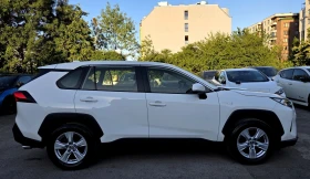 Обява за продажба на Toyota Rav4 2020/Пълна Сервизна История ~43 150 лв. - изображение 2