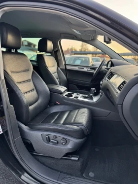 VW Touareg 3.0TDI 245 DISTRONIC 360-  FULL | Mobile.bg    13
