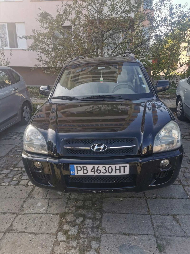 Hyundai Tucson, снимка 1 - Автомобили и джипове - 47707618