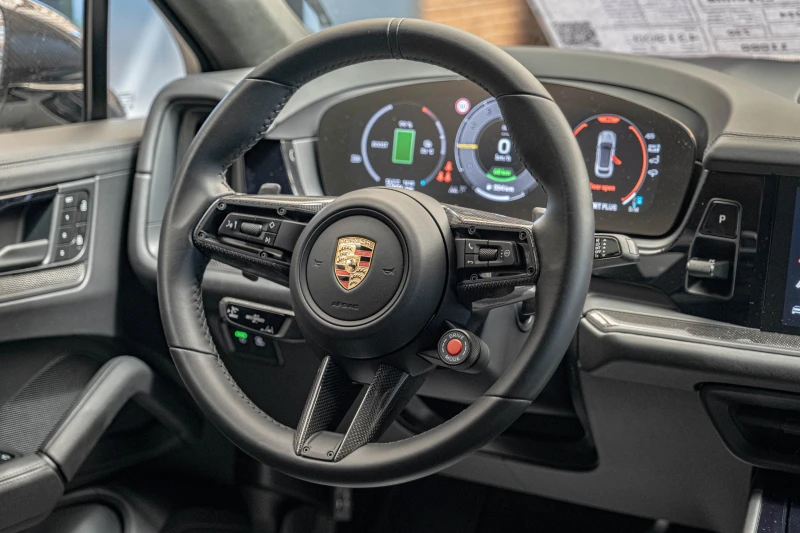 Porsche Cayenne Turbo E-Hybrid/GT/PCCB/PDCC Sport/PDLS+ /HuD/PE, снимка 13 - Автомобили и джипове - 51207572