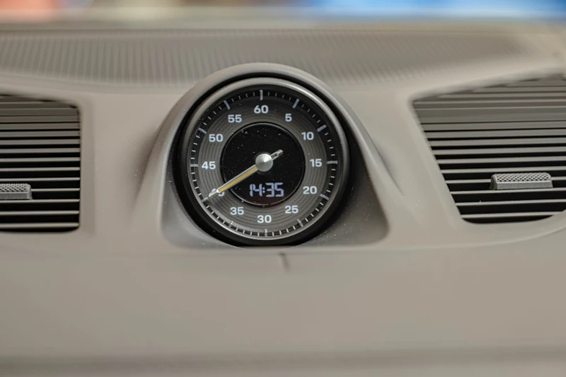 Porsche Cayenne Turbo E-Hybrid/GT/PCCB/PDCC Sport/PDLS+ /HuD/PE, снимка 15 - Автомобили и джипове - 51207572