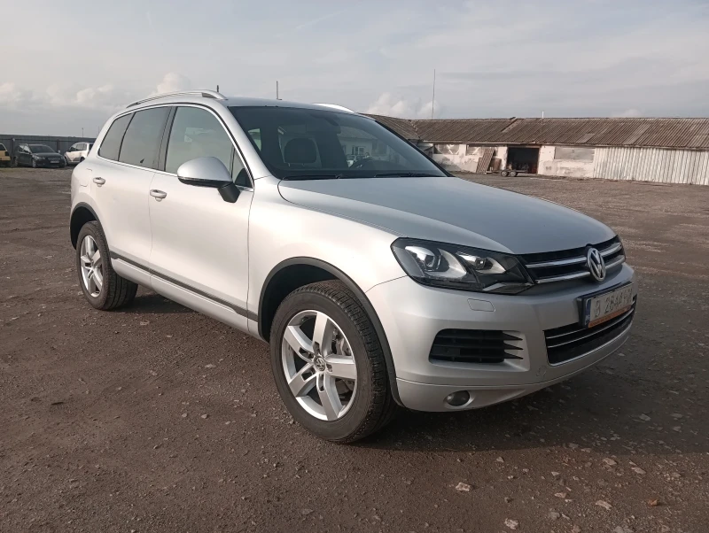 VW Touareg, снимка 4 - Автомобили и джипове - 52656519