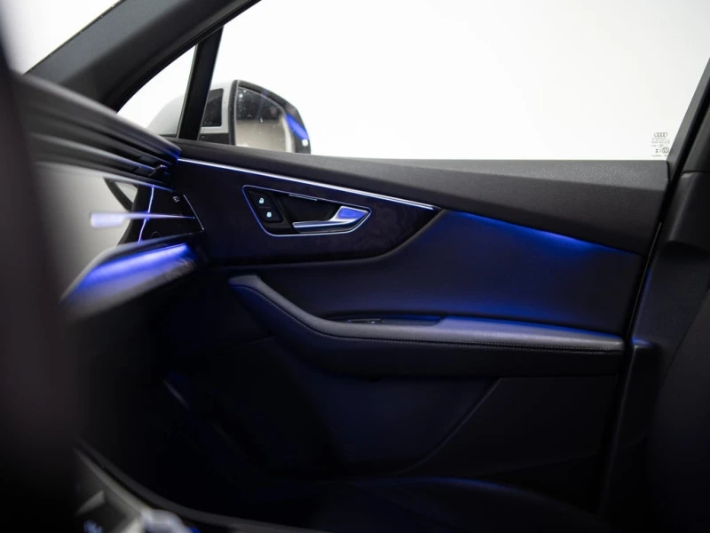 Audi Q7 * S LINE | PROGRESSIV | 55 | BLACK OPTICS | 21 IN , снимка 13 - Автомобили и джипове - 53044705