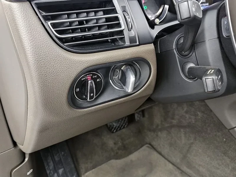 Porsche Macan 2.0 95B, снимка 16 - Автомобили и джипове - 55000929