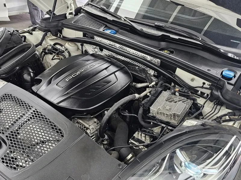 Porsche Macan 2.0 95B, снимка 6 - Автомобили и джипове - 55000929