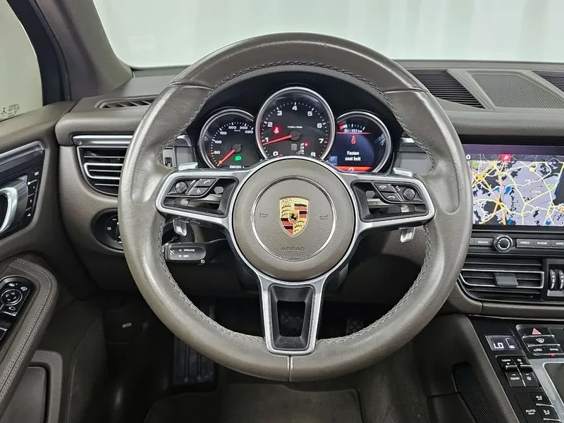 Porsche Macan 2.0 95B, снимка 13 - Автомобили и джипове - 55000929