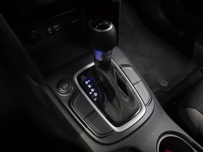 Hyundai Kona 1.6 - САМО 30% АВАНС, снимка 9 - Автомобили и джипове - 56305034
