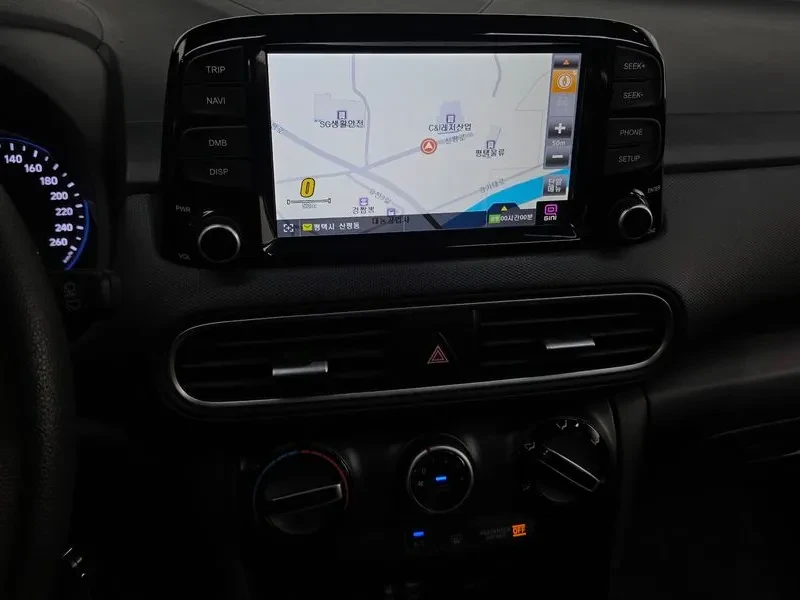 Hyundai Kona 1.6 - САМО 30% АВАНС, снимка 14 - Автомобили и джипове - 56305034