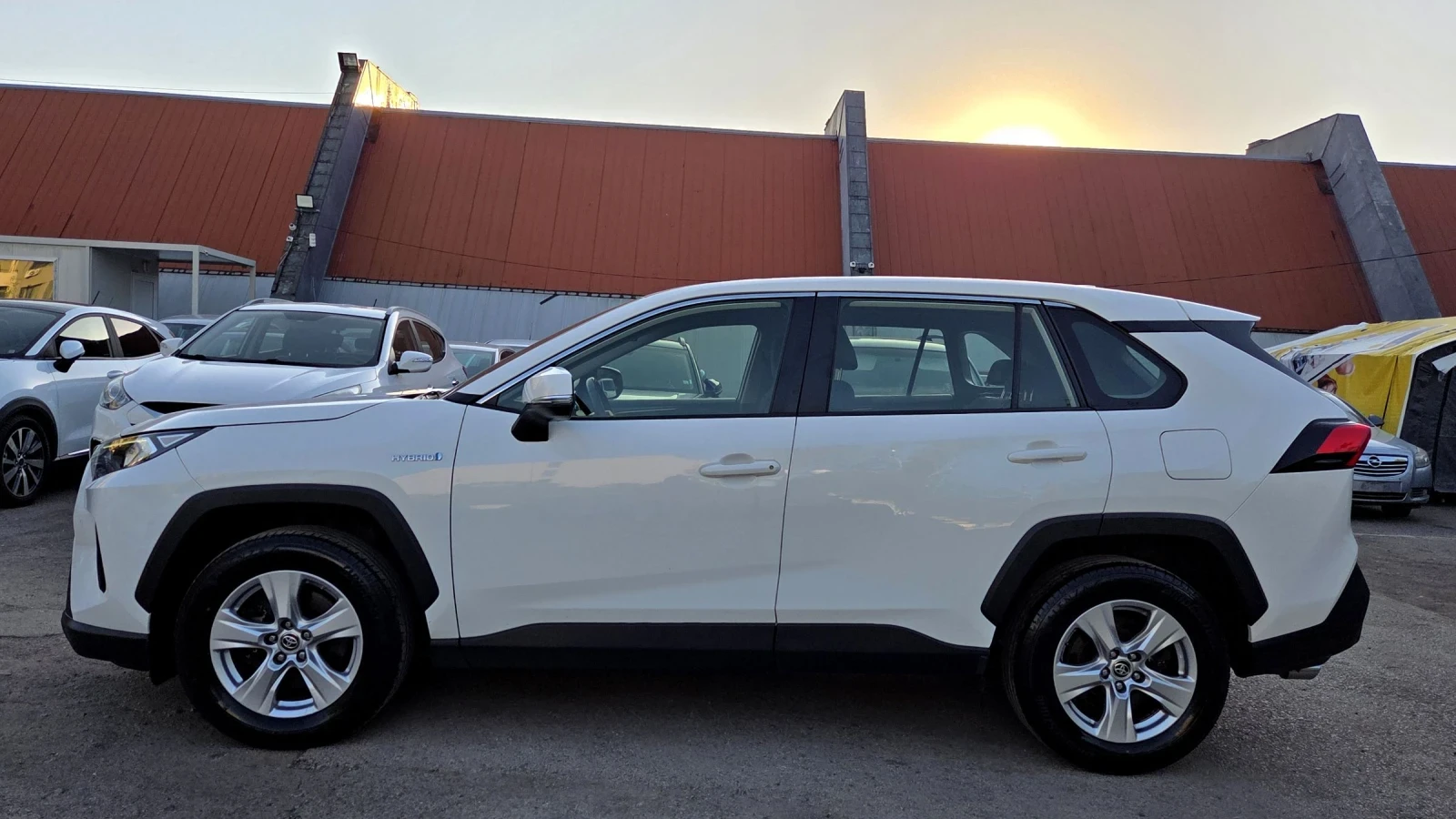 Toyota Rav4 2020/Пълна Сервизна История - изображение 7