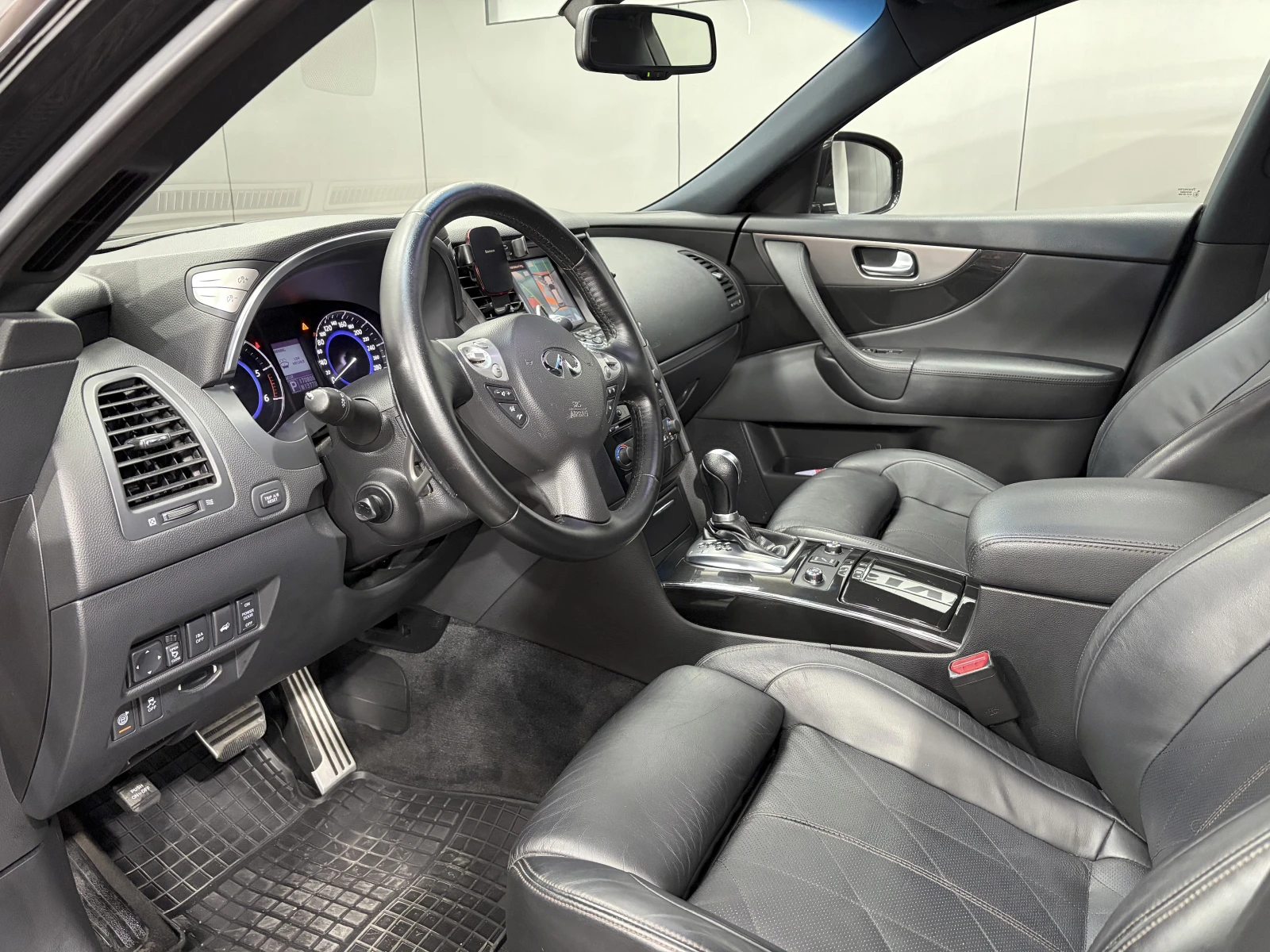 Infiniti QX70 S AWD EXCLUSIVE | Mobile.bg   8