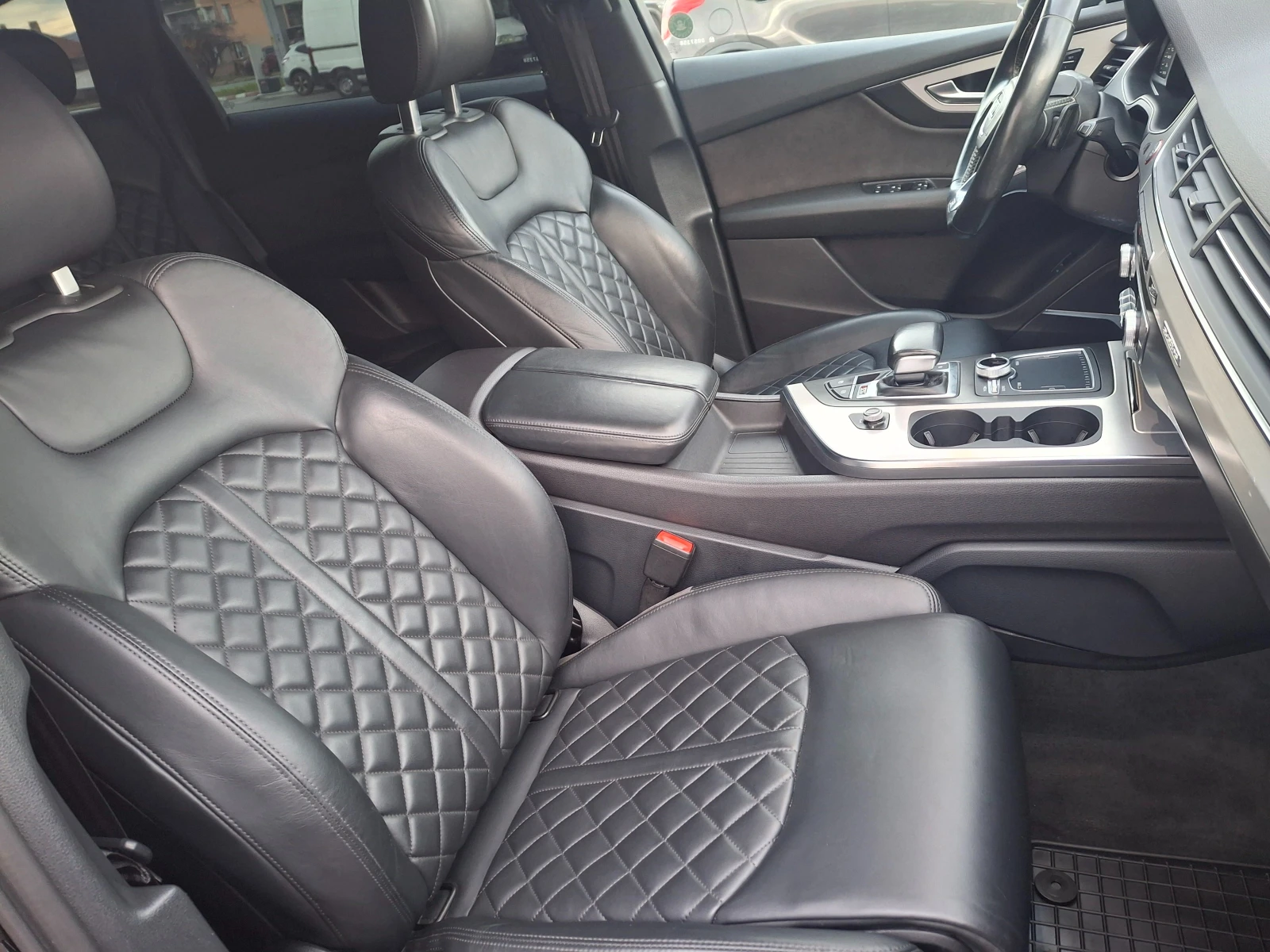 Audi SQ7 | Mobile.bg � ����������� 11
