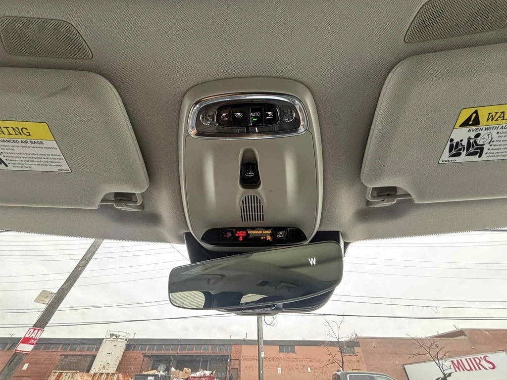 Volvo Xc90 T6 Momentum  CARFAX - изображение 10