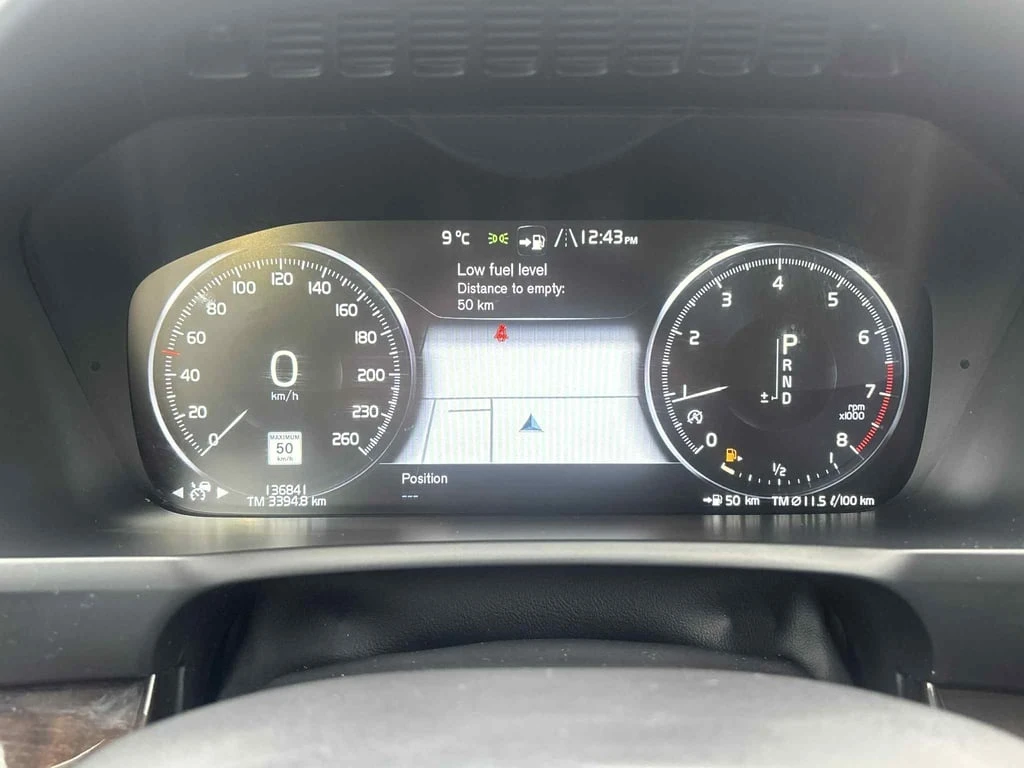 Volvo Xc90 T6 Momentum  CARFAX - изображение 8