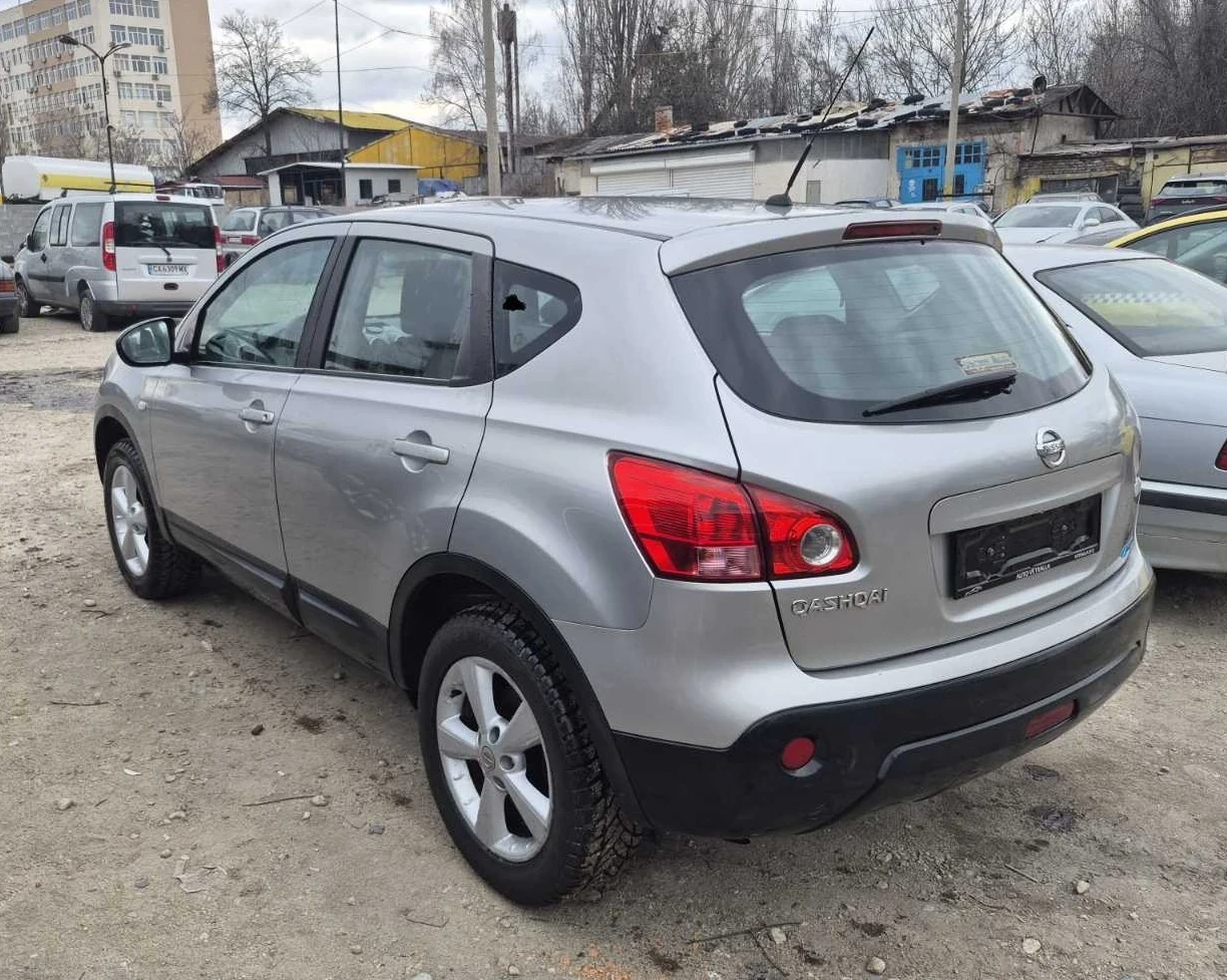 Nissan Qashqai, снимка 4 - Автомобили и джипове - 54235839