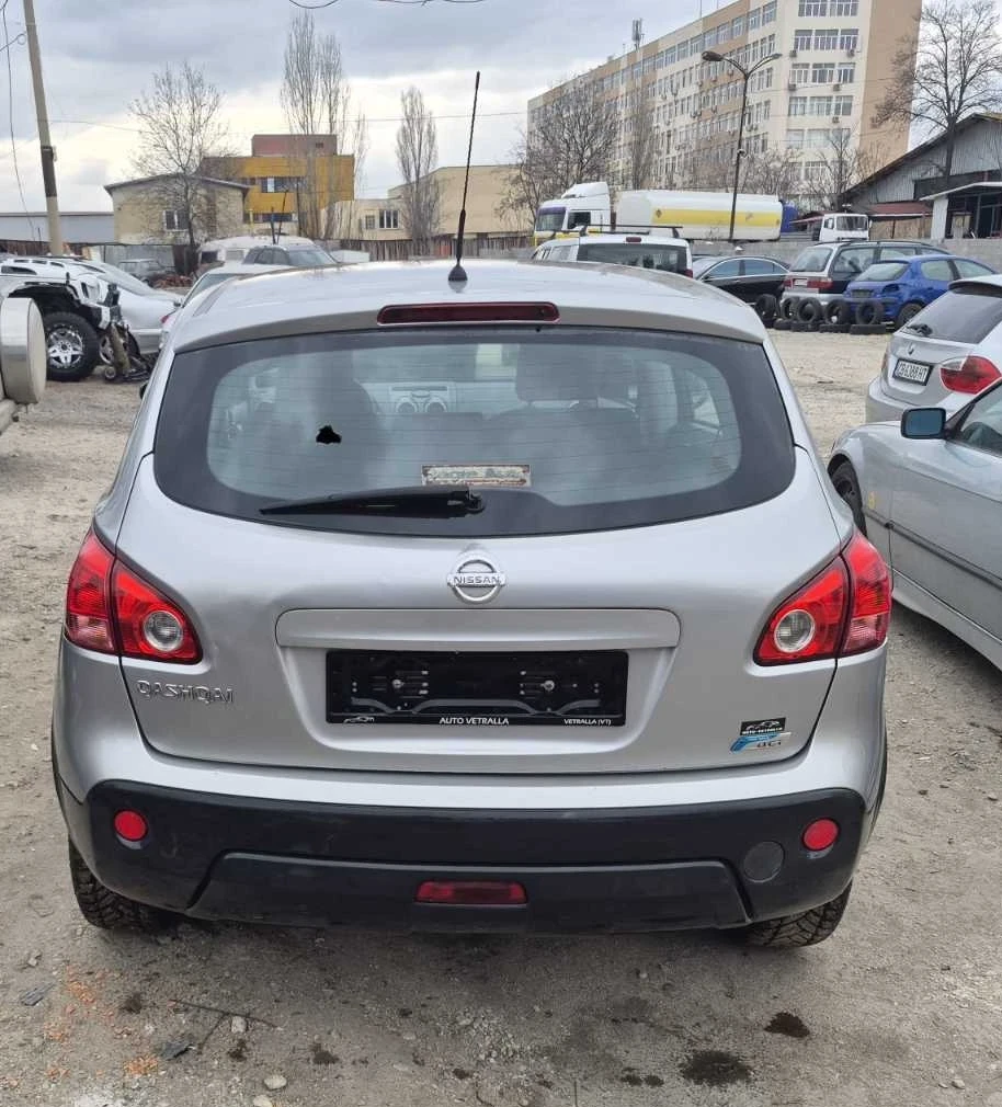 Nissan Qashqai, снимка 3 - Автомобили и джипове - 54235839