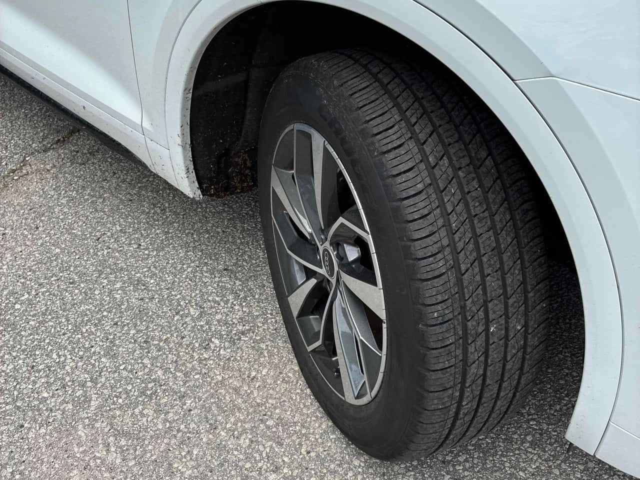 Audi Q5 * 45 TFSI quattro * CARFAX * ПРЕДСТАВИТЕЛСТВО, снимка 7 - Автомобили и джипове - 54881652