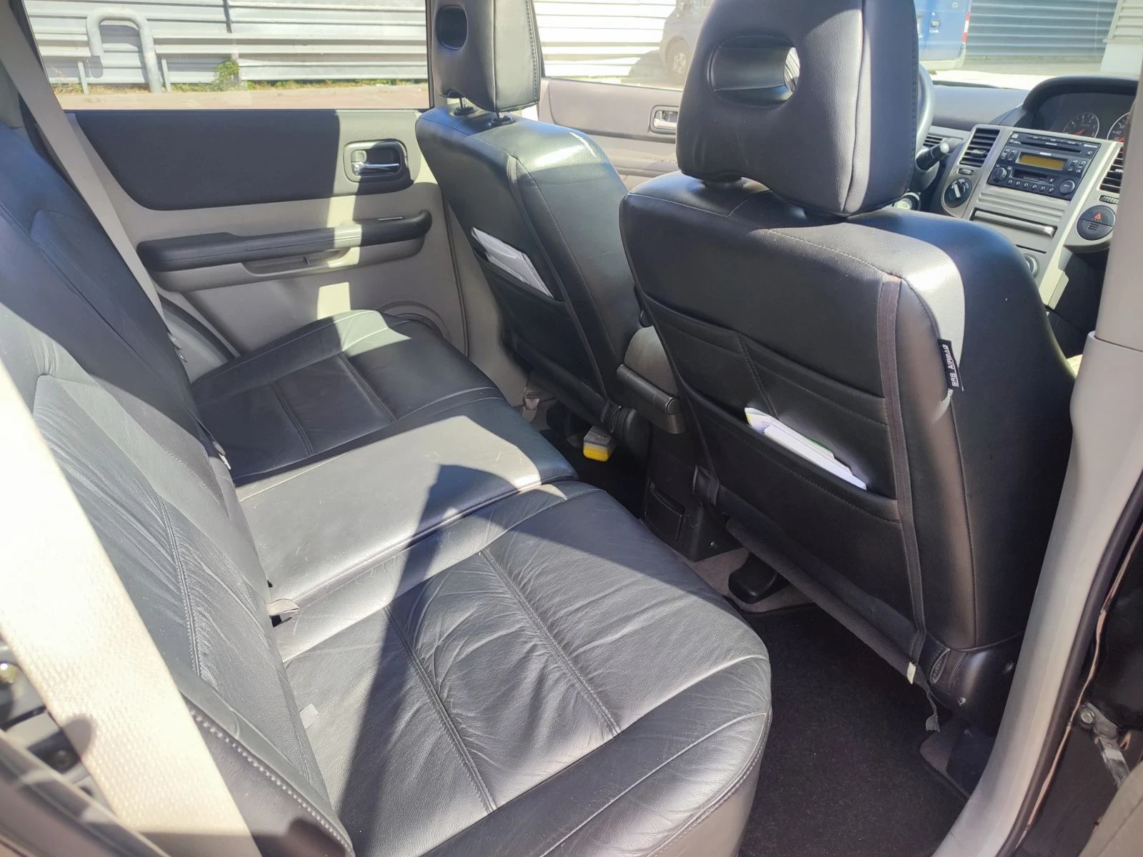 Nissan X-trail 2.2 dCI, снимка 15 - Автомобили и джипове - 56425880